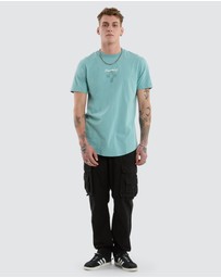 Kiss Chacey - Forever Dual Curved Tee