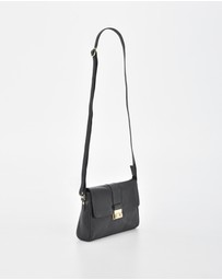 Cobb & Co - Kotara Classic Leather Crossbody Bag