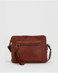 Evity - Ari Leather Tassel Crossbody Bag