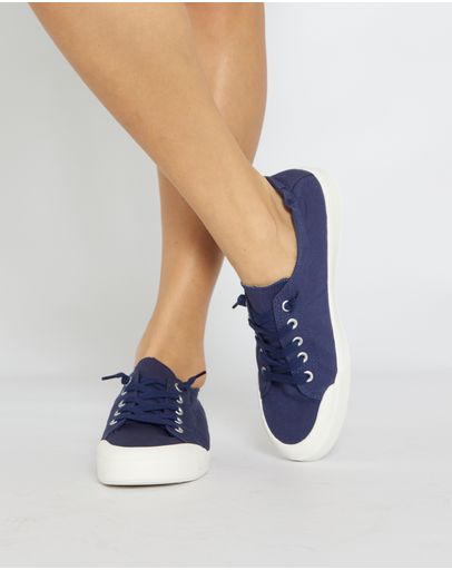NAVY CANVAS