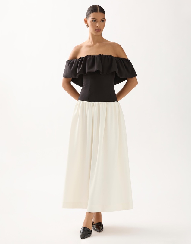 Minima Esenciales - Amora Off Shoulder Ruffle Maxi Dress