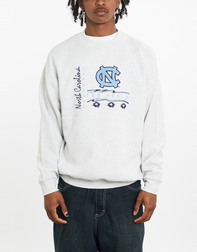 Vintage by The Real Deal - Pre Loved - Vintage 90s NCAA University of North Carolina Tar Heels Sweatshirt