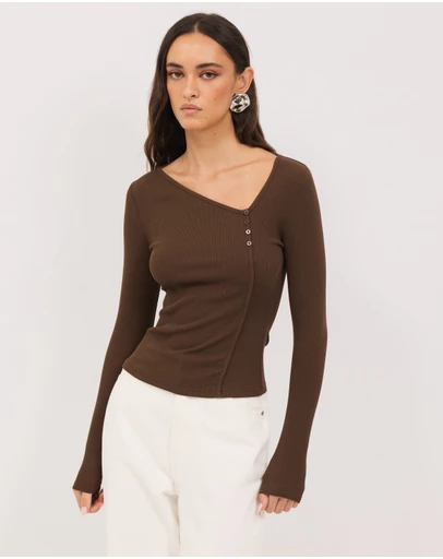 Calli - Logan Cut Out Top