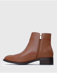Betts - Wider Fit Edison Chelsea Boots