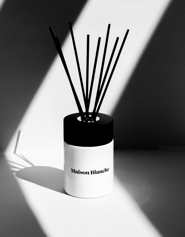 Maison Blanche - 008 Peony & Peppercorn - Reed Diffuser