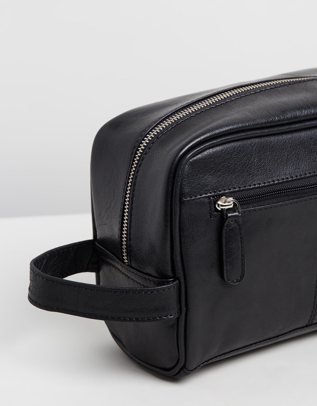 Staple Superior - George Leather Washbag