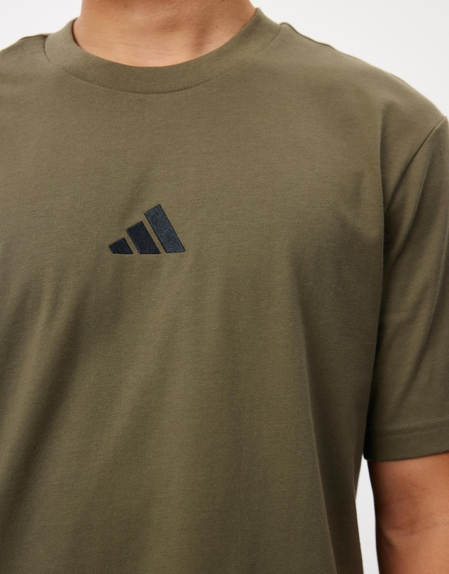 adidas Sportswear - Essentials Small Logo Single Jersey Tee