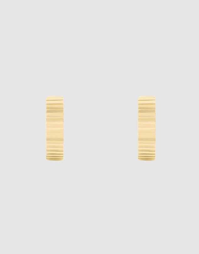 Wanderlust + Co - Ribbed Bar Gold 8mm Baby Huggie Earrings