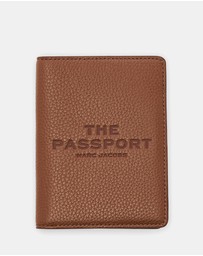 Marc Jacobs - The Passport Case