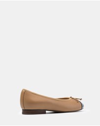 Wittner - Avah Leather Ballet Flats