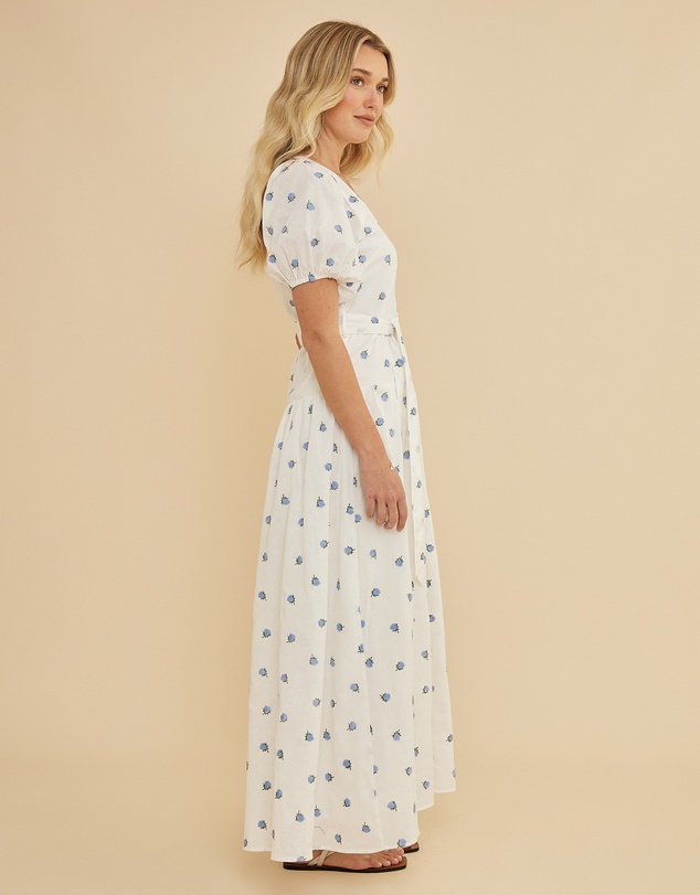 Amelius - Bea Embroidery Sleeved Maxi Dress
