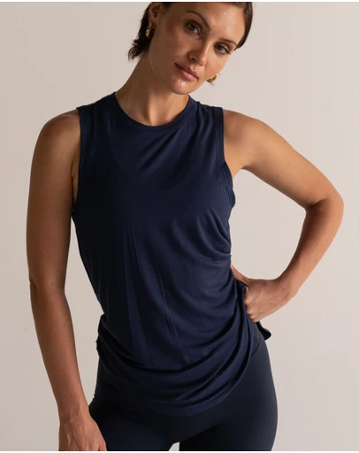 HyperLuxe The Label - Tank Top