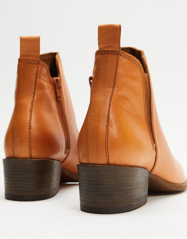 Bueno - Silo Boots