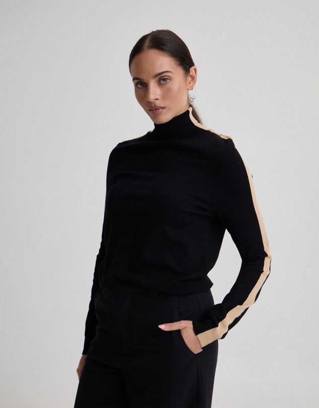 Oxford - Ela Contrast Panel Turtle Neck