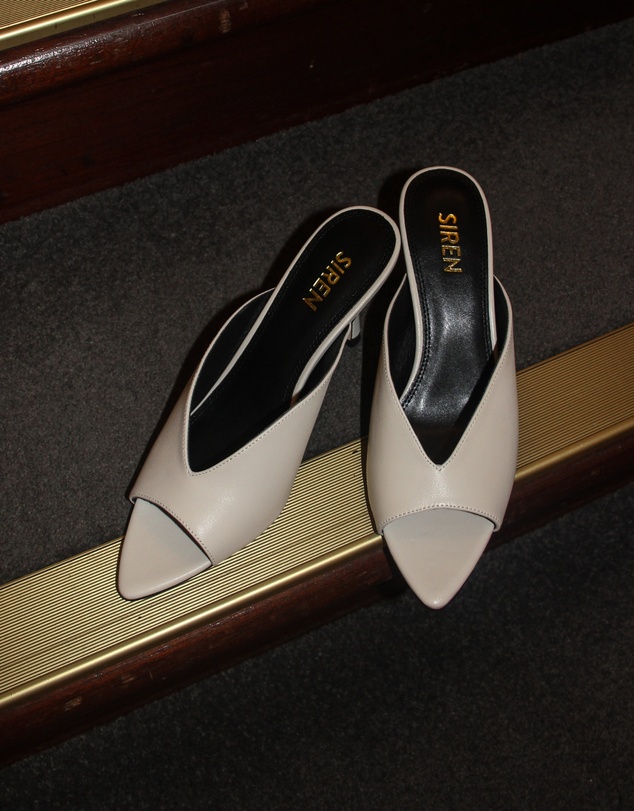 Siren - Mabel Point Toe Mules