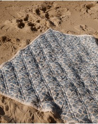 Phile - Quilted Blanket