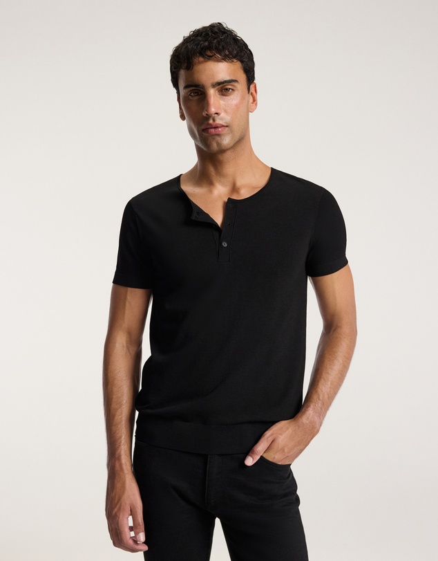 Calibre - Short Sleeve Tech Henley Black