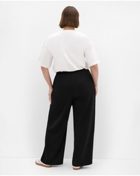 City Chic - Plus size Mae Wide Leg Jogger - black