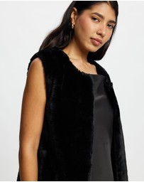 Mossée - Eliana Long Faux Fur Vest