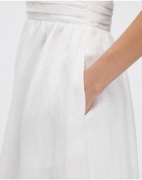 Minima Esenciales - Thalia Halter Midi Dress