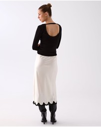 Style Addict - Elodie Scoop Back Top