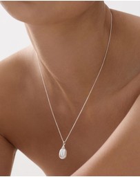 Najo - Isla Silver Pearl (White) Necklace