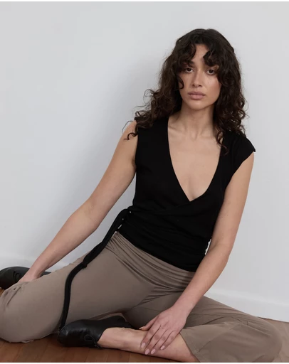 Pinky & Kamal - Light Merino Knit Wrap