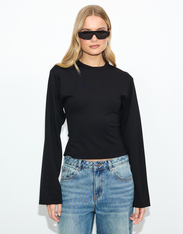 Dazie - Agnes Cinched Long Sleeve Top