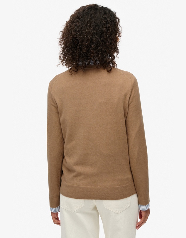 Superdry - Classic V Neck Slim Fit Jumper