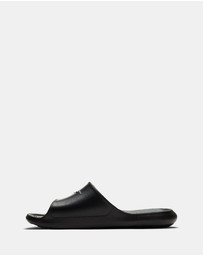 Nike - Victori One - Women's