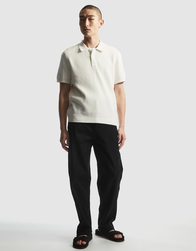 COS - TEXTURED KNITTED POLO SHIRT