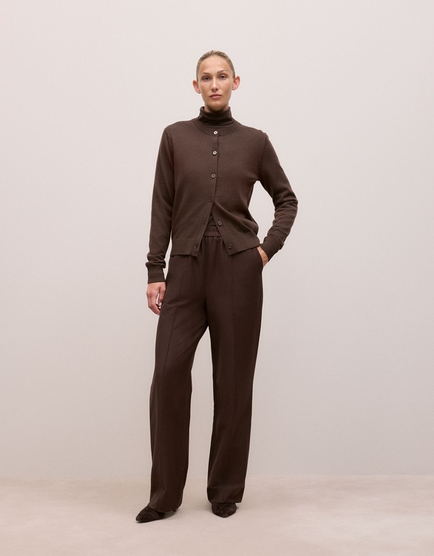Trenery - Merino Classic Crew Cardigan in Coffee Bean