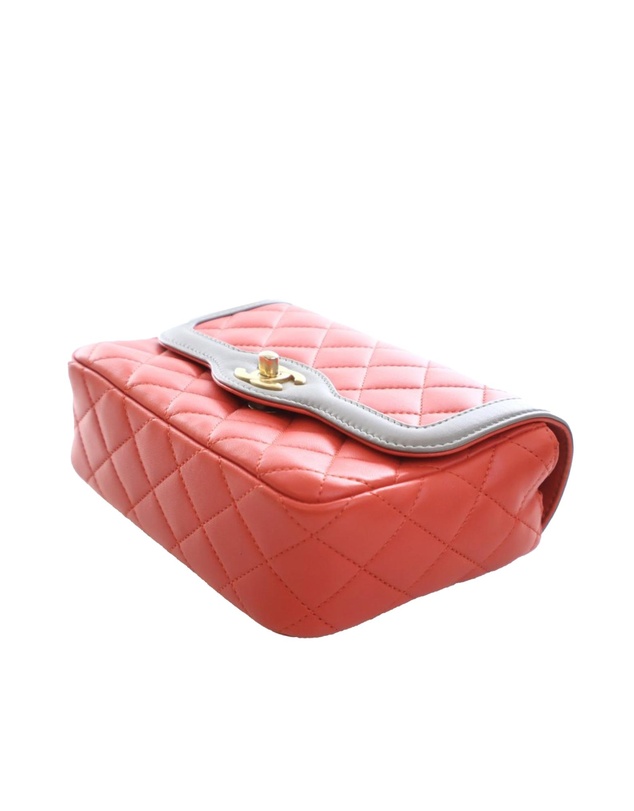 Pre-Loved by Azura Reborn - Pre-Loved Mini Quilted Lambskin Two Tone Day Flap