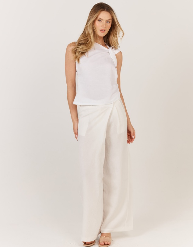 Fate + Becker - Sandara Pant