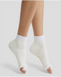 High Heel Jungle - The After Party Foot Relief Socks - Coconut Creme