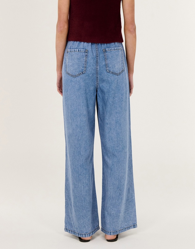 Staple the Label - Rae Relaxed Chambray Pants