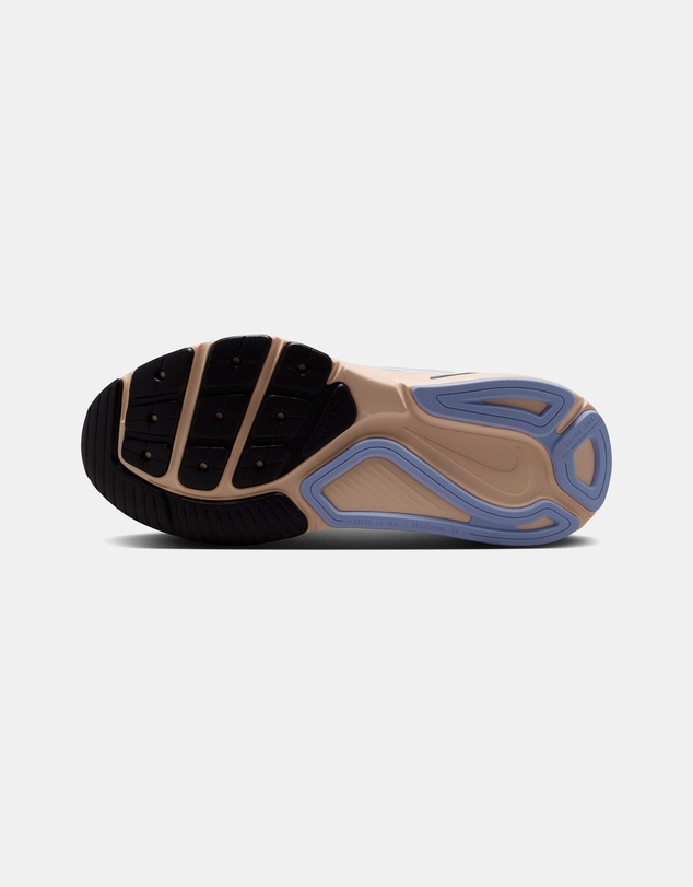 Nike - Structure 26 - Women's