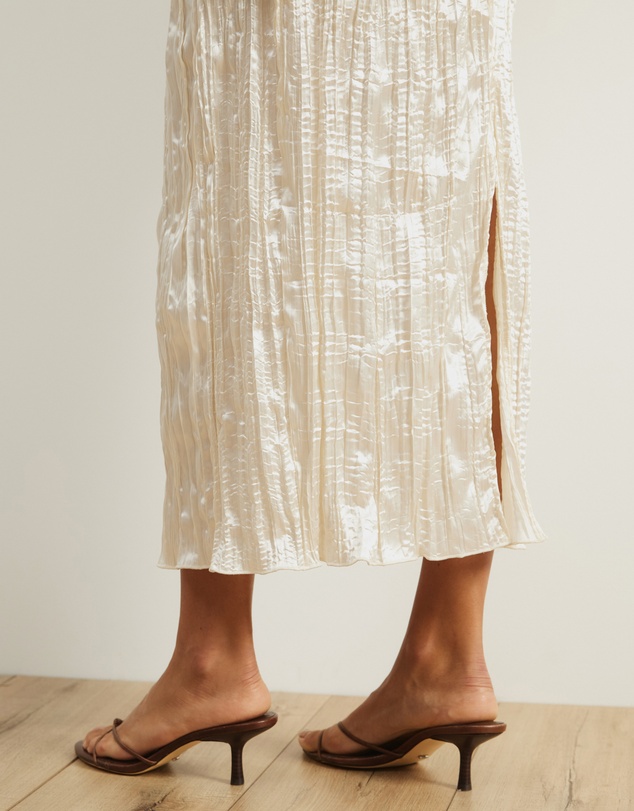 Atmos&Here - Sammy Crinkle Maxi Dress