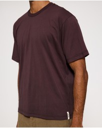SUNNEI - Classic T-Shirt