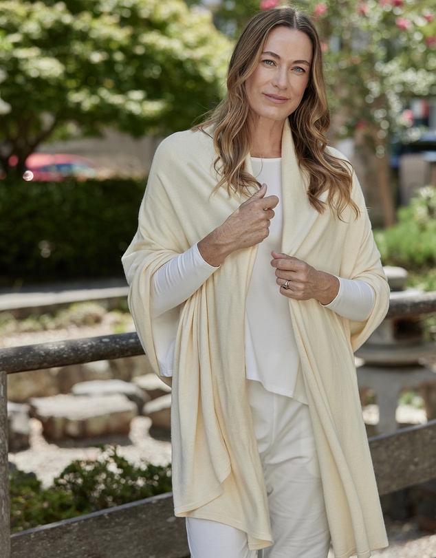 Bamboo Body - Bamboo & Recycled Cashmere Wool Travel Wrap - Vanilla