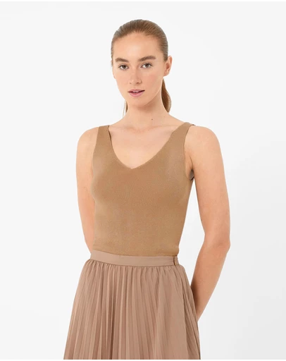 Forcast - Shiloh V-Neck Top