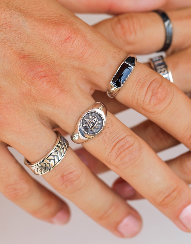 Kuzzoi - ICONIC EXCLUSIVE - Enamel Signet Ring in 925 Sterling Silver