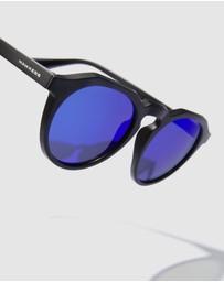 Hawkers Co - Polarized Black Blue Warwick Raw Sunglasses for Men and Women UV400