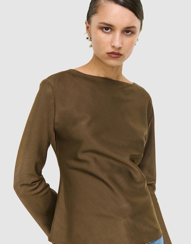 Staple the Label - Dakota Bias Top