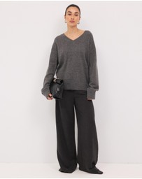 Calli - Alexis V-Neck Knit Jumper