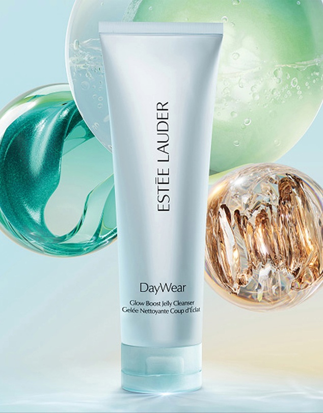 Estee Lauder - DayWear Glow Boost Gel Cleanser 125ml