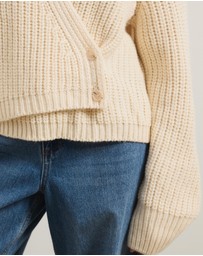 Atmos&Here - Reese Chunky Knit Wrap Cardigan