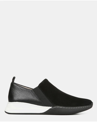 Naturalizer - Untold Slip-On Sneaker - Black