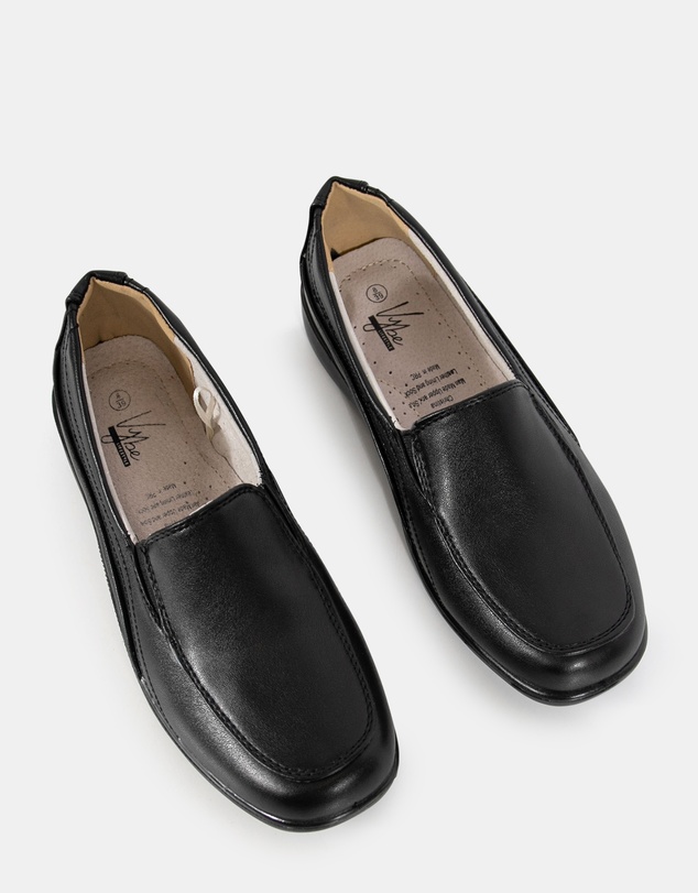 Vybe Lifestyle - Christina