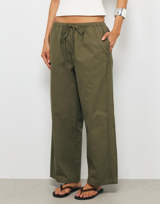 AERE - Della Pintuck Side Seam Pants